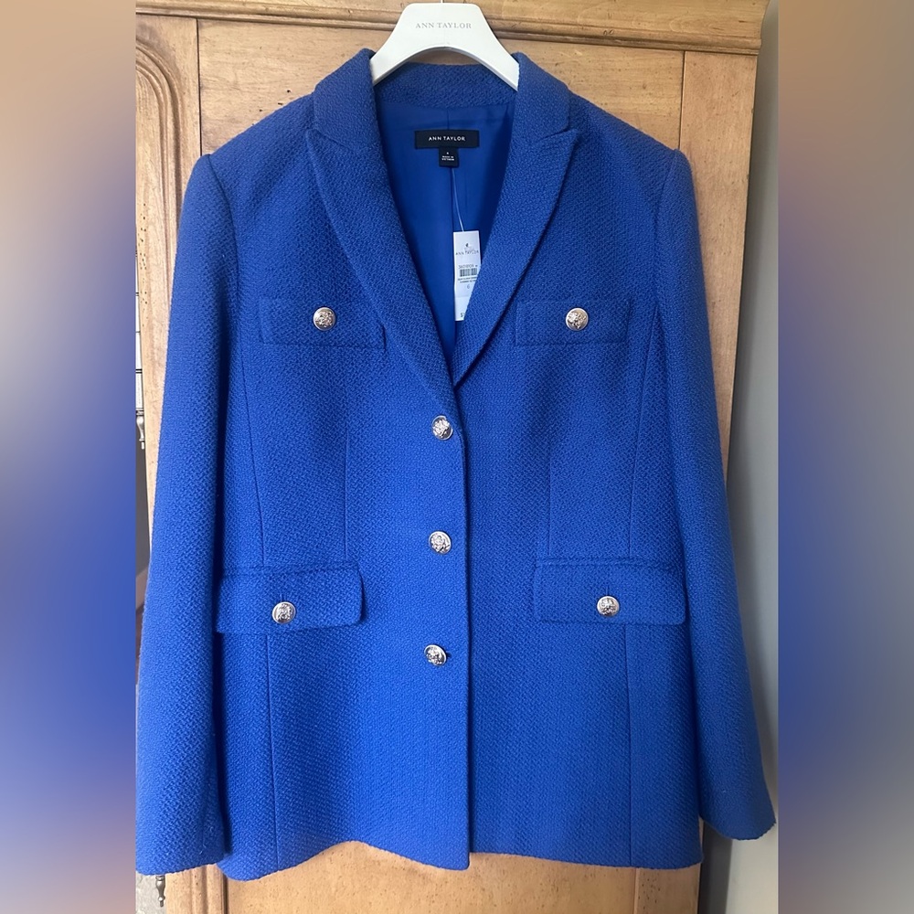 Ann Taylor Women's Blazer - Size 6 - New with Tags